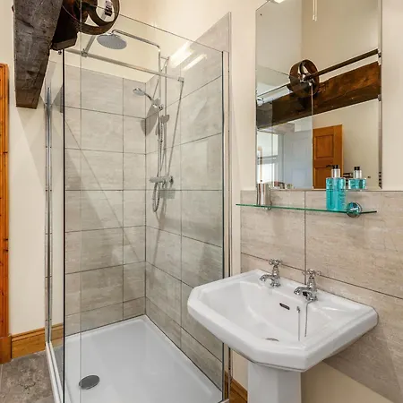 Barley Store - Uk48910 * Allonby